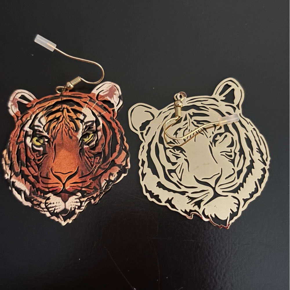 🐅 Tiger Earrings 🐅 - Picture 5 of 5